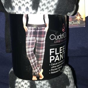 ⭐️ BRAND NEW⭐️ women’s comfy soft fleece pants